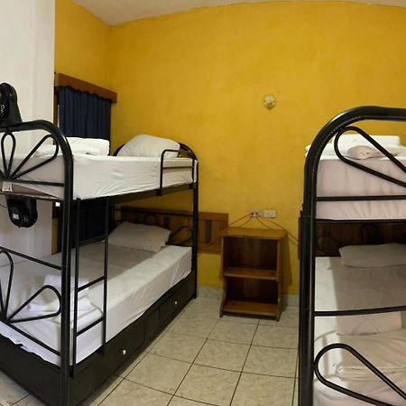 Natz Hotel Flores Eksteriør billede
