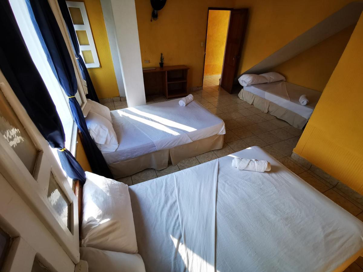 Natz Hotel Flores Eksteriør billede