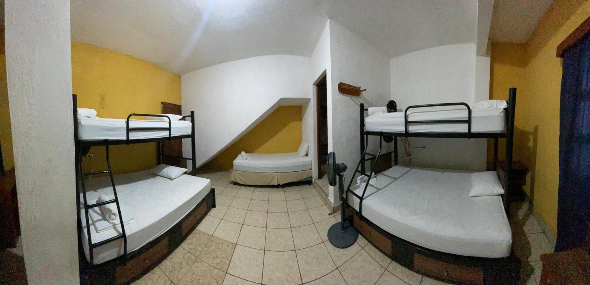 Natz Hotel Flores Eksteriør billede