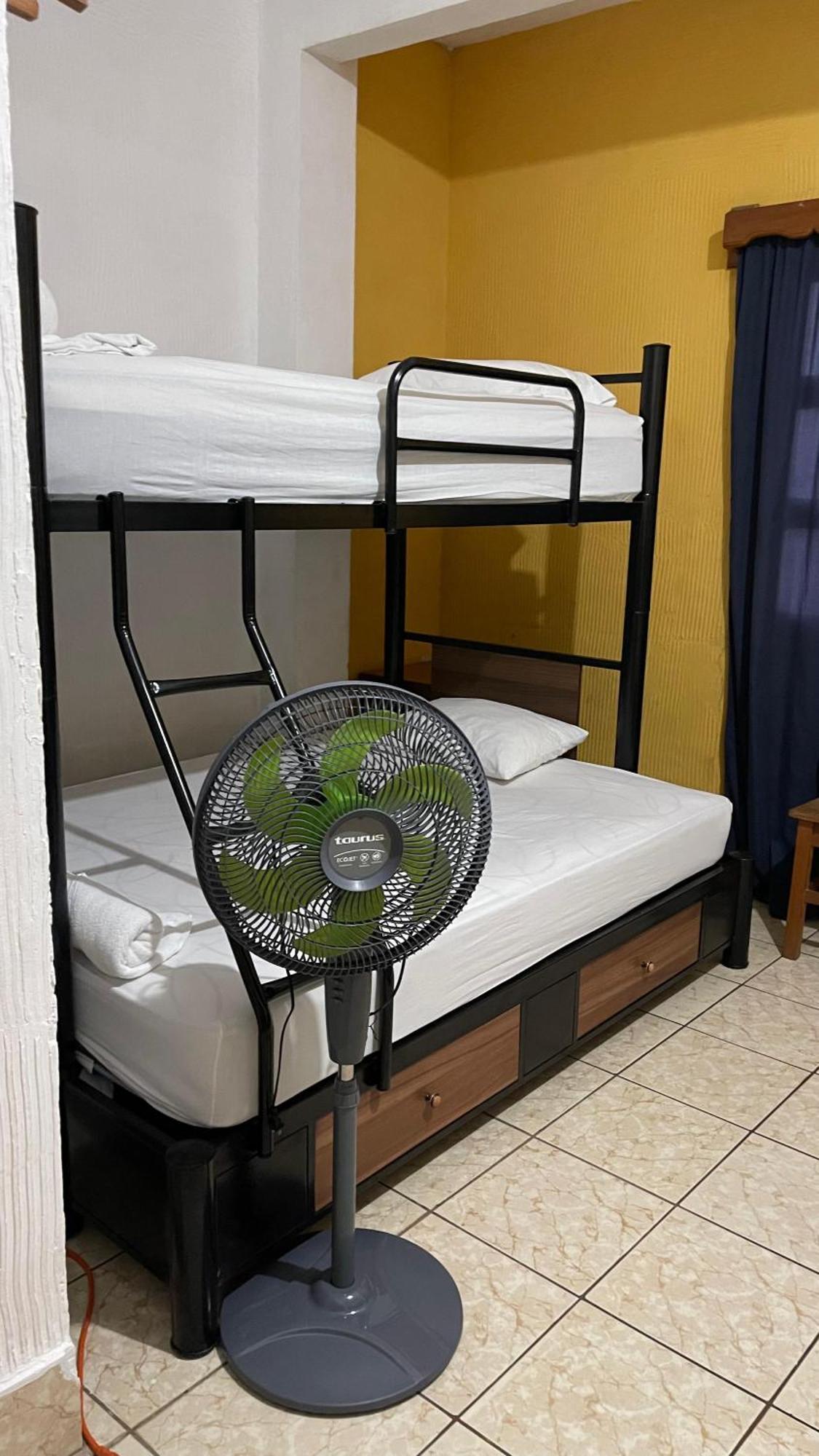 Natz Hotel Flores Eksteriør billede